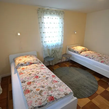 Apartment Am Dorfbrunnen Reichartshausen