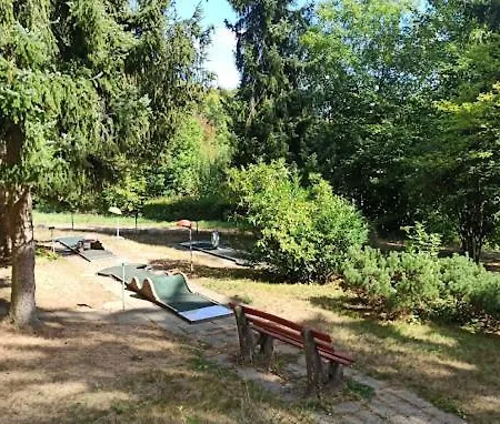 Am Dorfbrunnen *